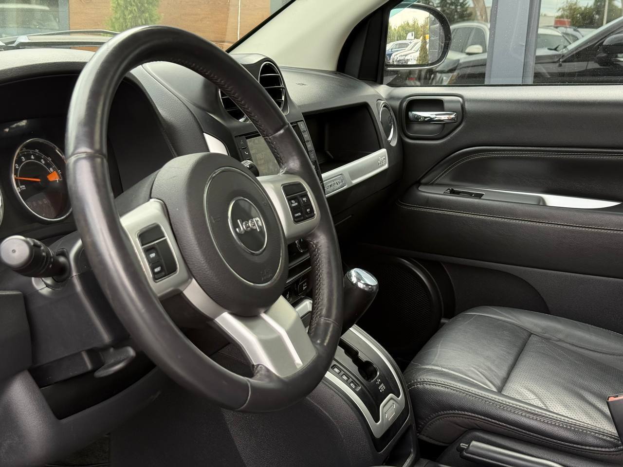 Jeep Compass - фото 18