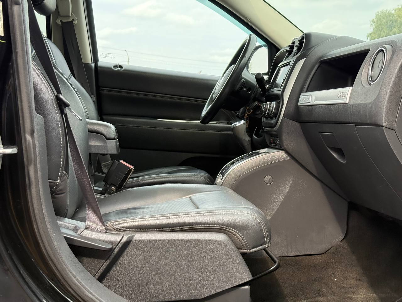 Jeep Compass - фото 45