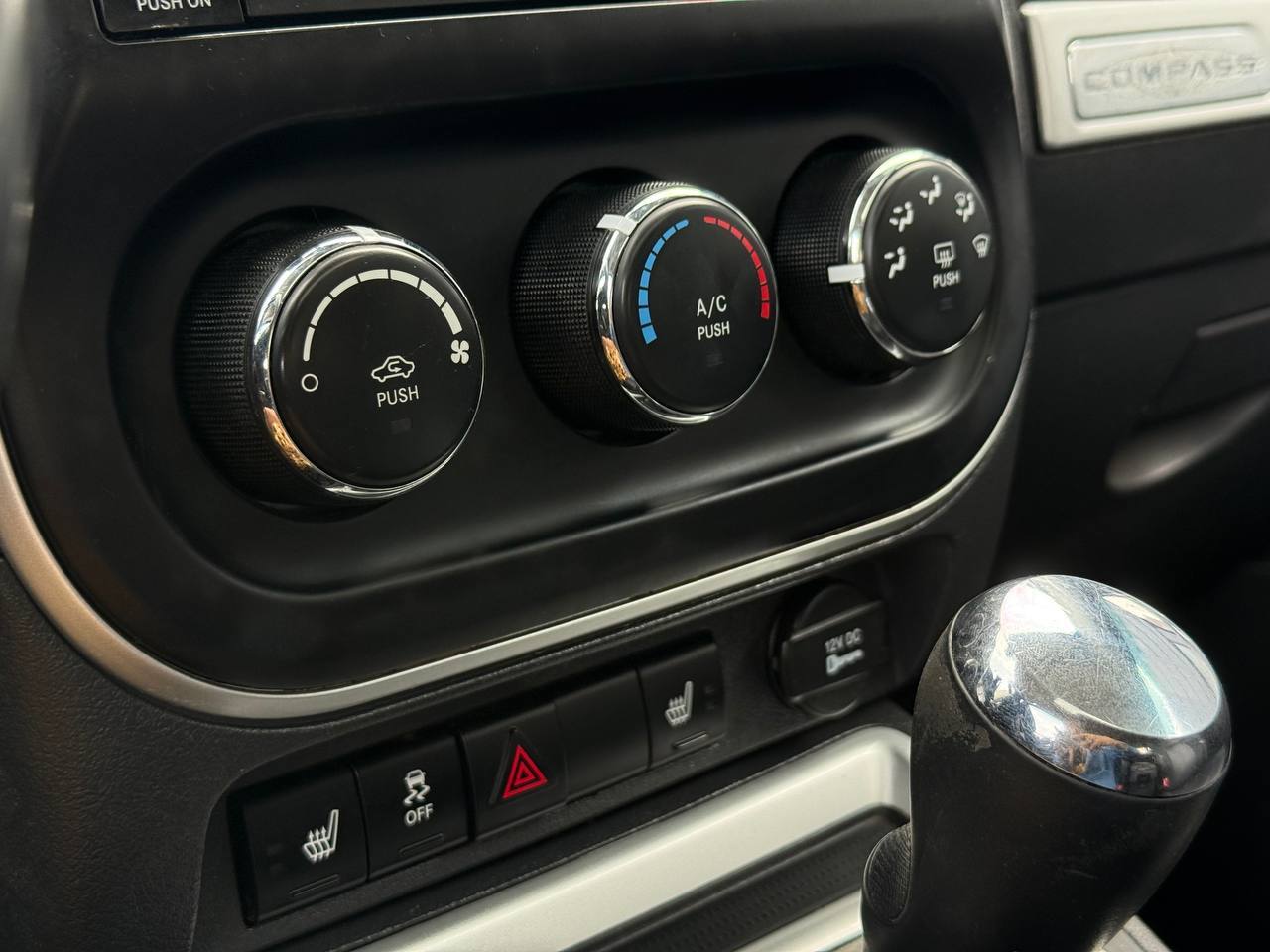 Jeep Compass - фото 26