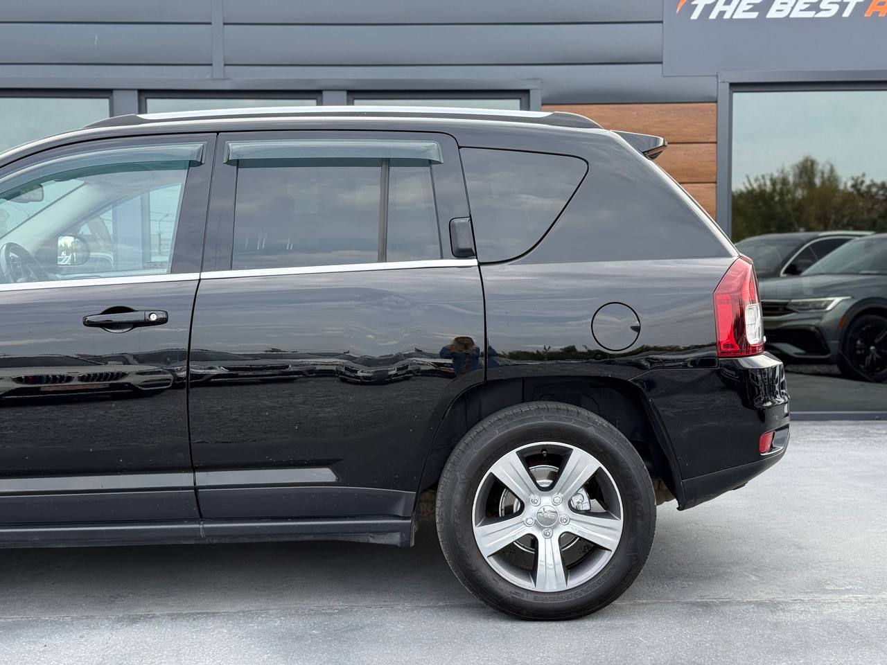 Jeep Compass - фото 6