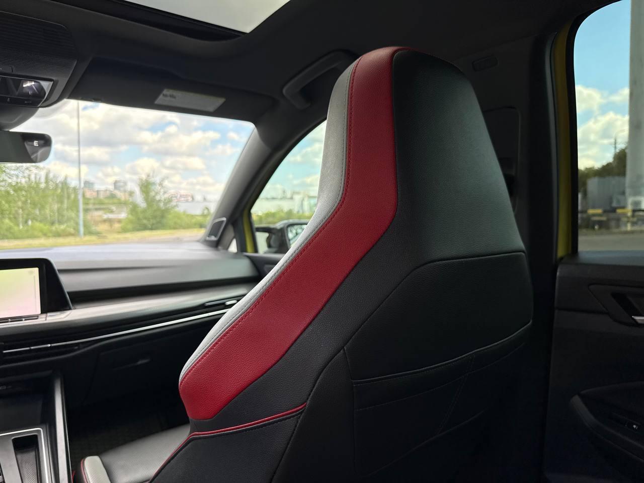 Volkswagen Golf GTI - фото 40