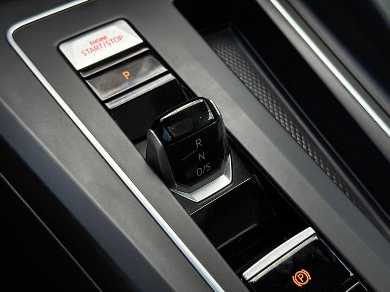 Volkswagen Golf GTI - фото 60