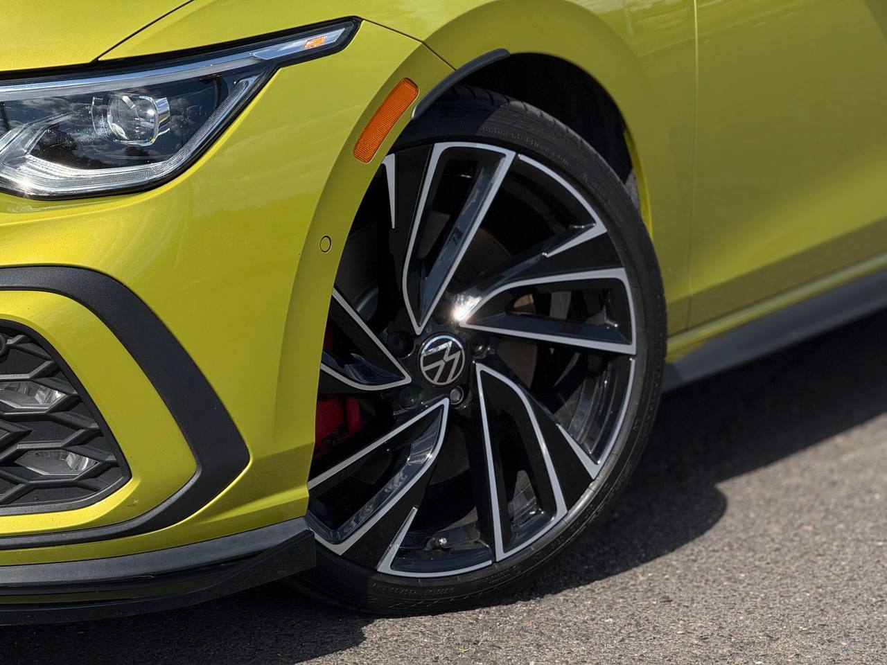 Volkswagen Golf GTI - фото 7