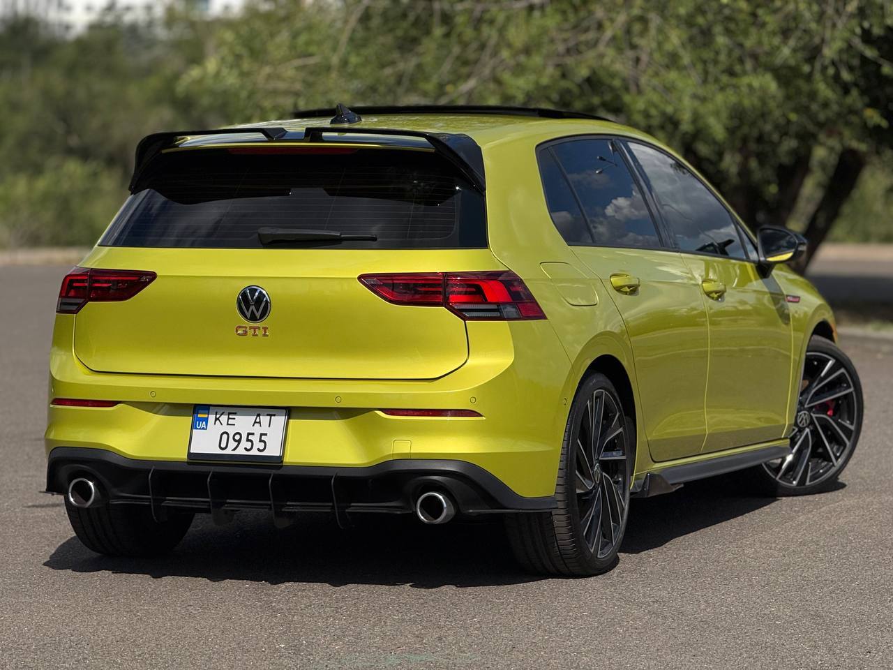 Volkswagen Golf GTI - фото 18