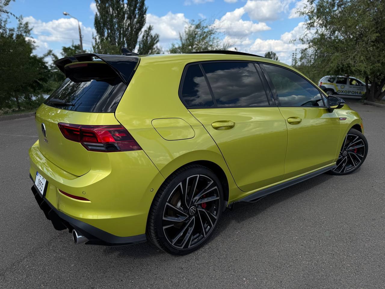 Volkswagen Golf GTI - фото 24