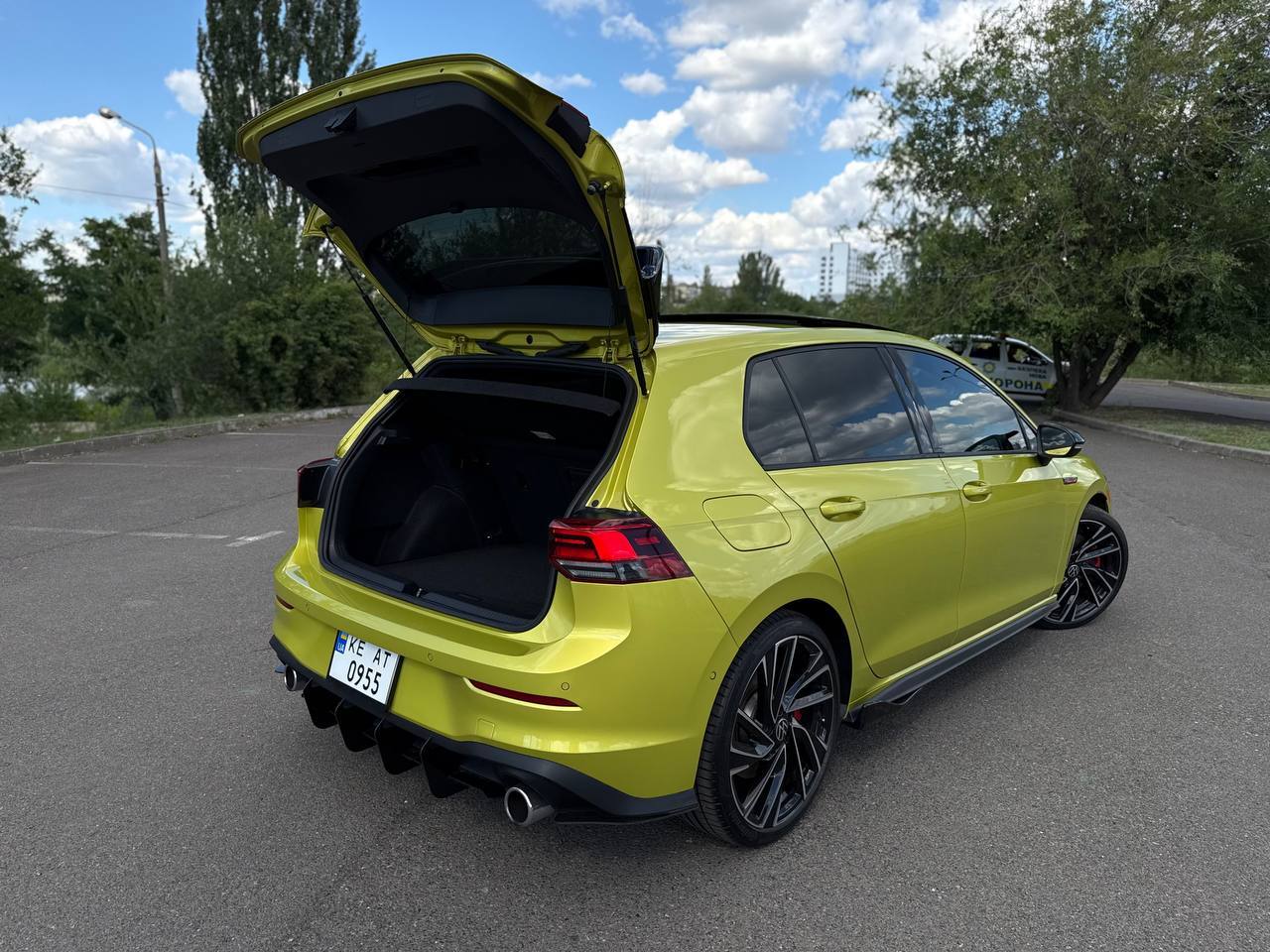 Volkswagen Golf GTI - фото 21