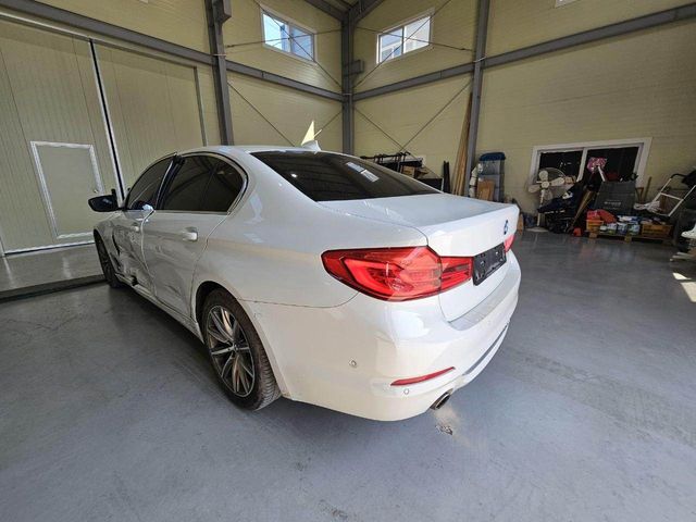 BMW 5 серії - фото 4