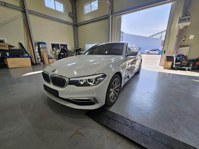 BMW 5 серії - фото 2