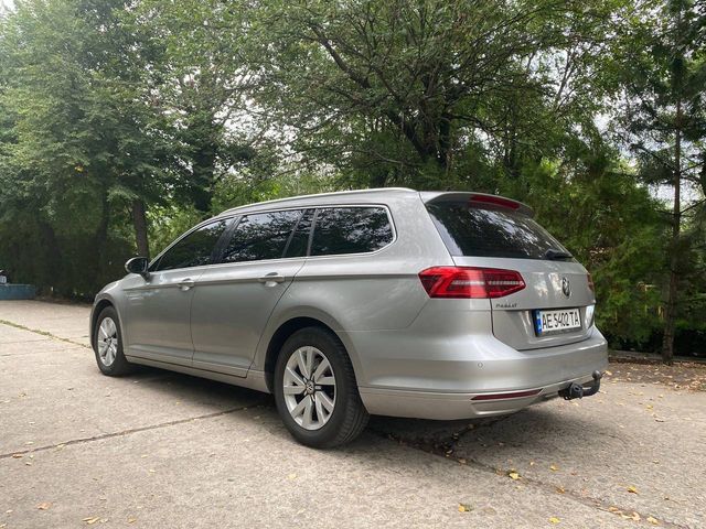Volkswagen Passat 2016, Олександрія, $12 800 - зображення 1