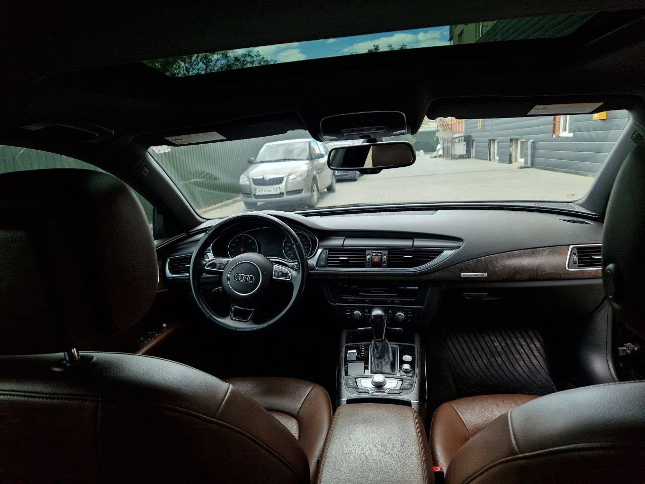 Audi A7 - фото 11