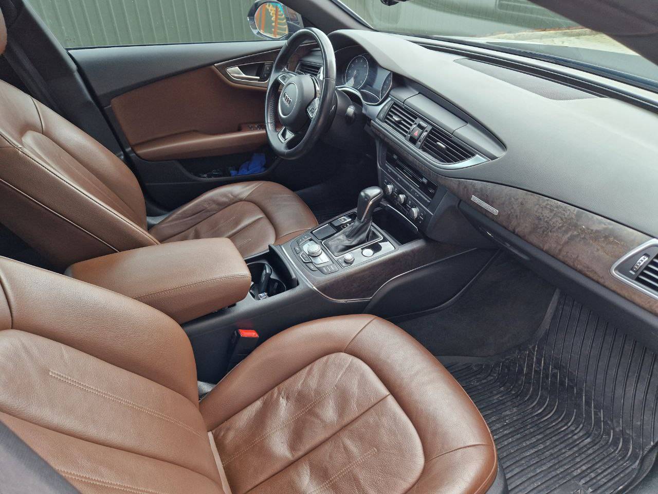 Audi A7 - фото 13