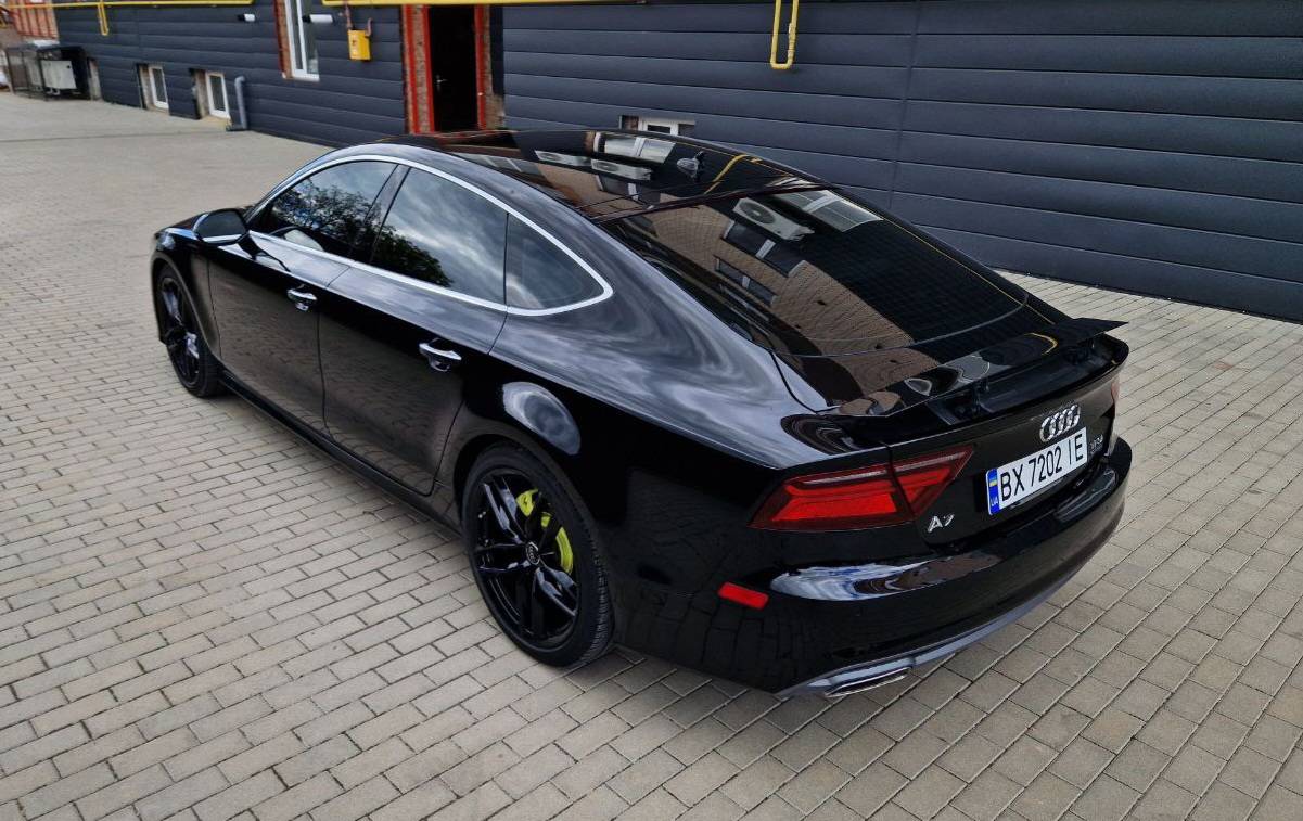 Audi A7 - фото 6