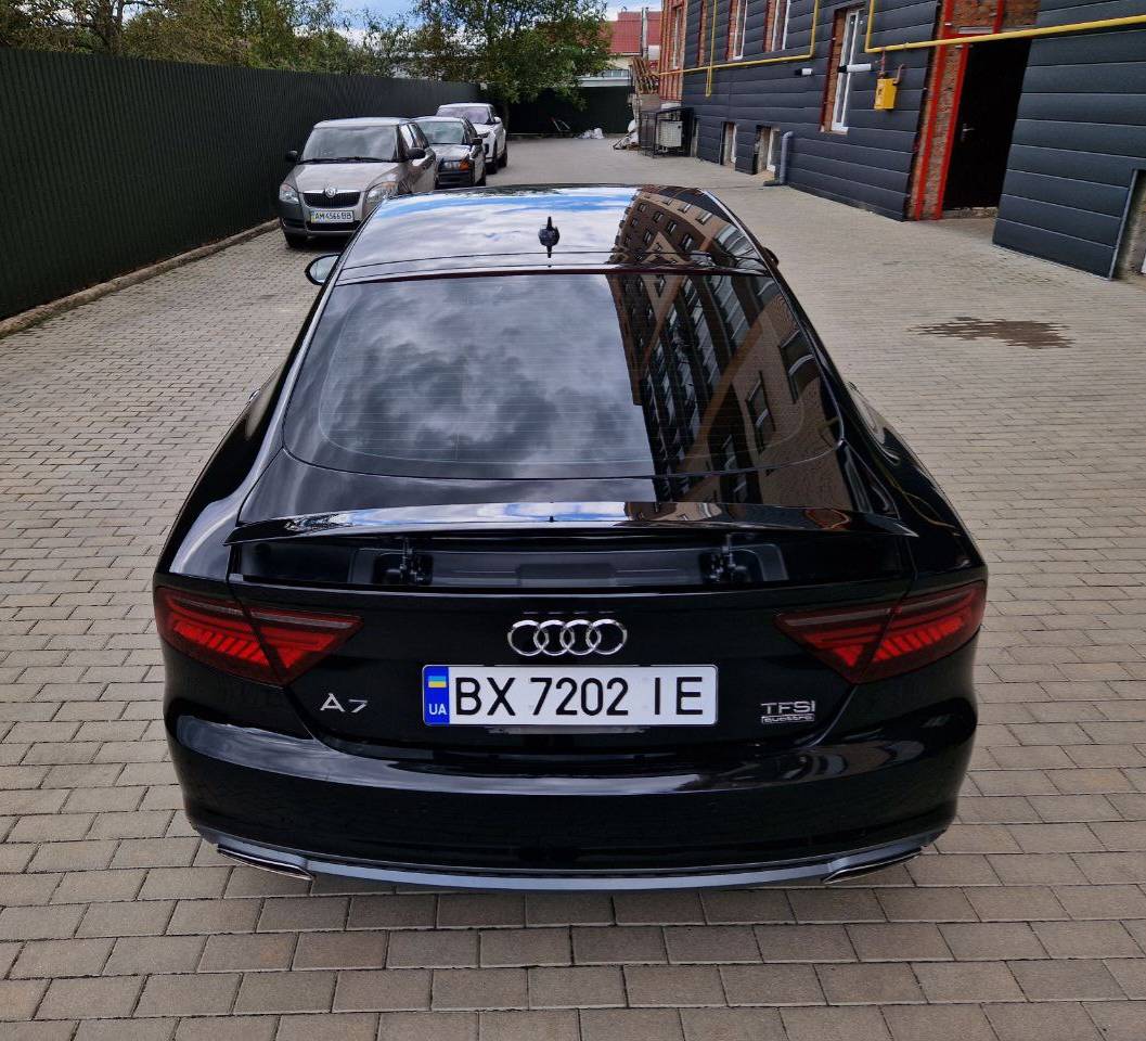 Audi A7 - фото 7