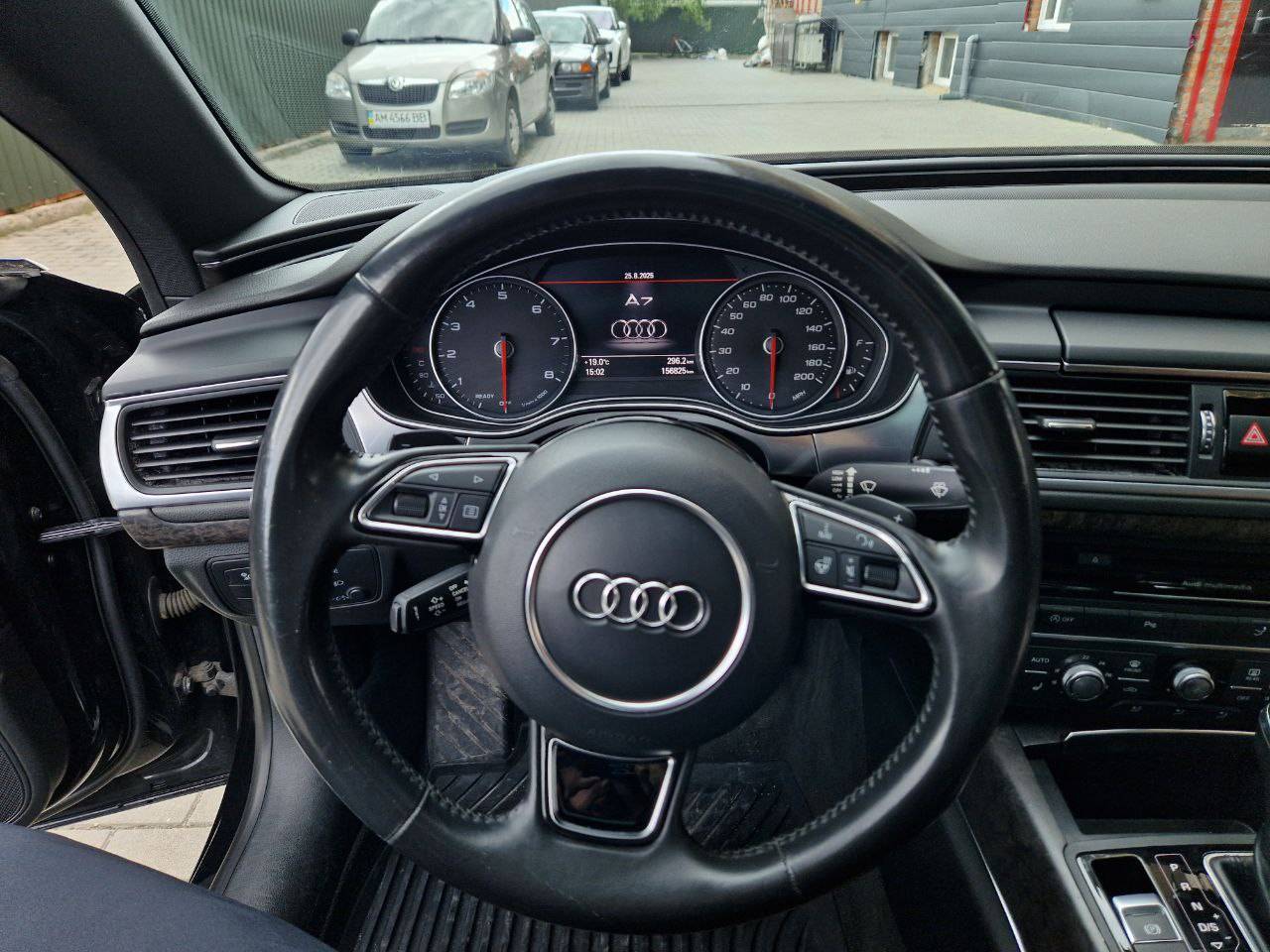Audi A7 - фото 10