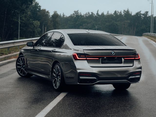 BMW 7 серії - зображення 5