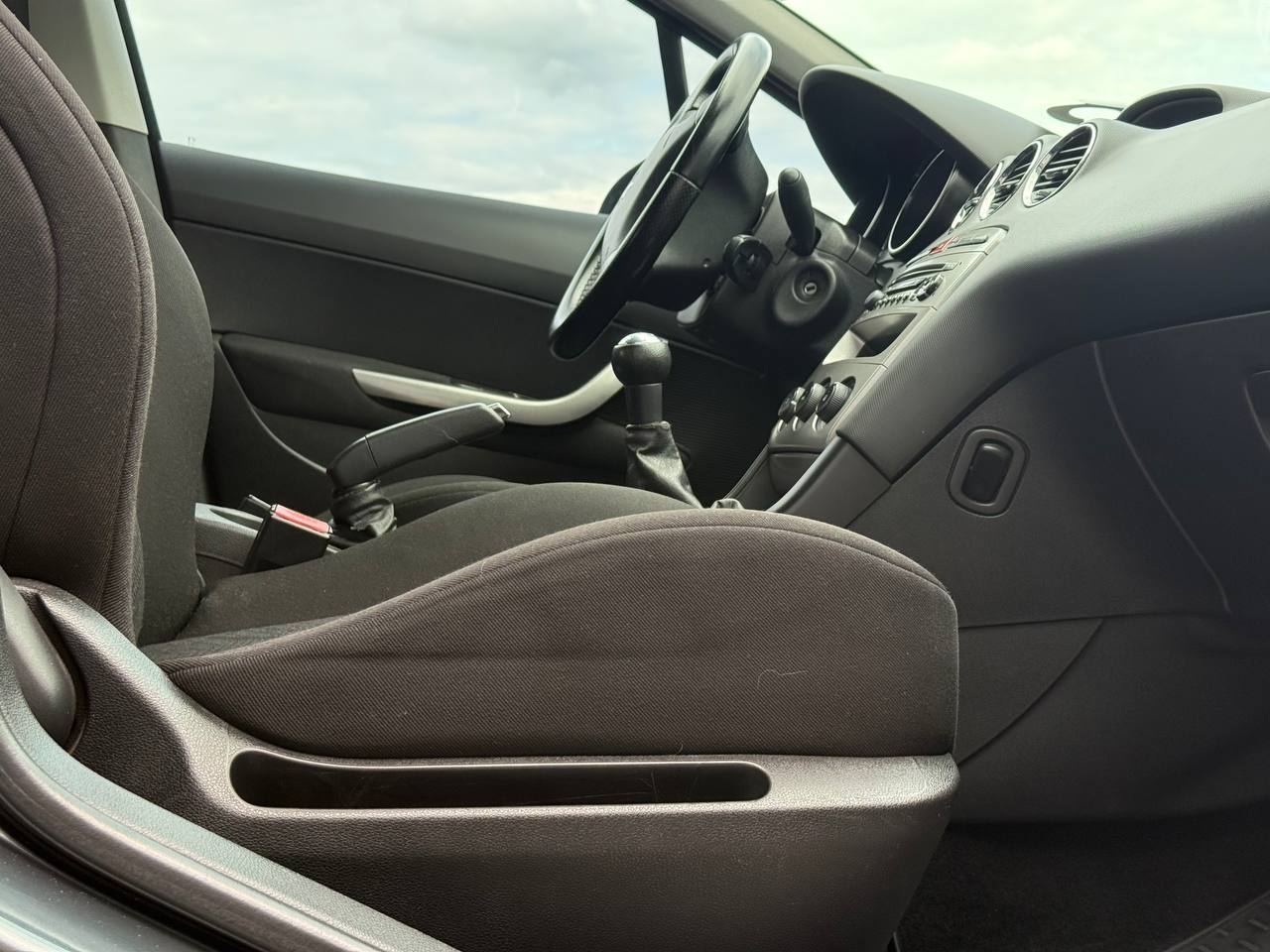 Peugeot 308 - фото 38