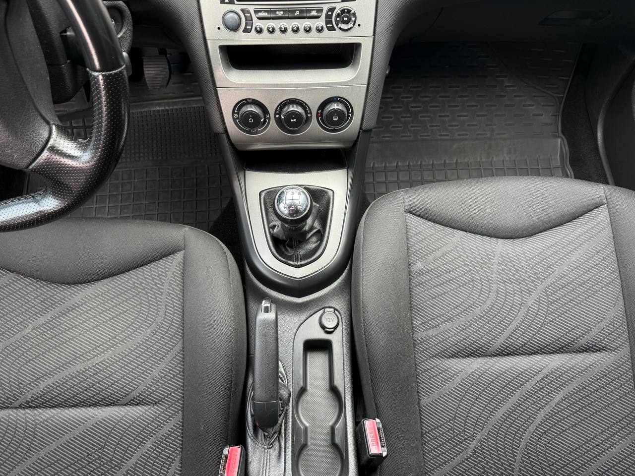 Peugeot 308 - фото 34