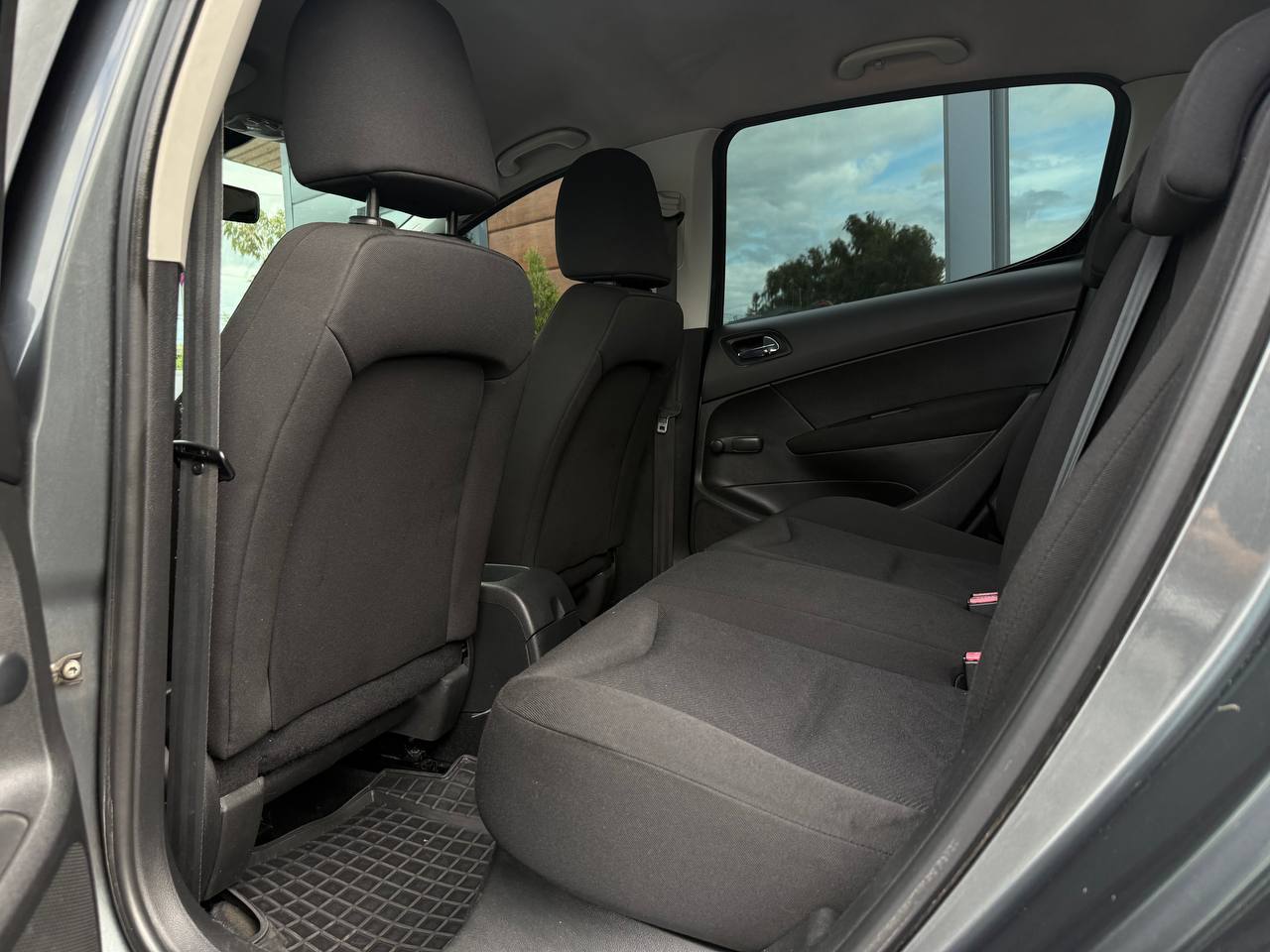 Peugeot 308 - фото 30