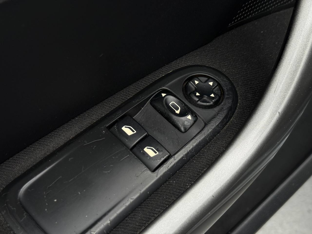 Peugeot 308 - фото 11