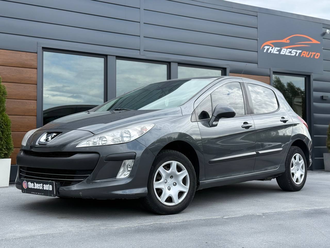 Peugeot 308 - фото 2