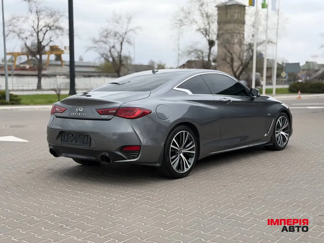 Infiniti Q60 - фото 12