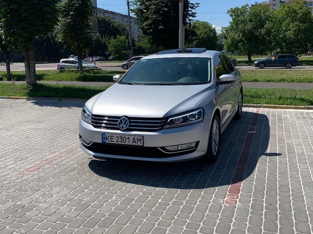 Volkswagen Passat (North America and China) - фото 1