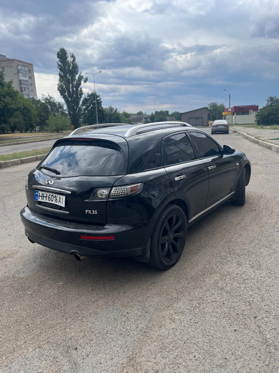 Infiniti FX - фото 2