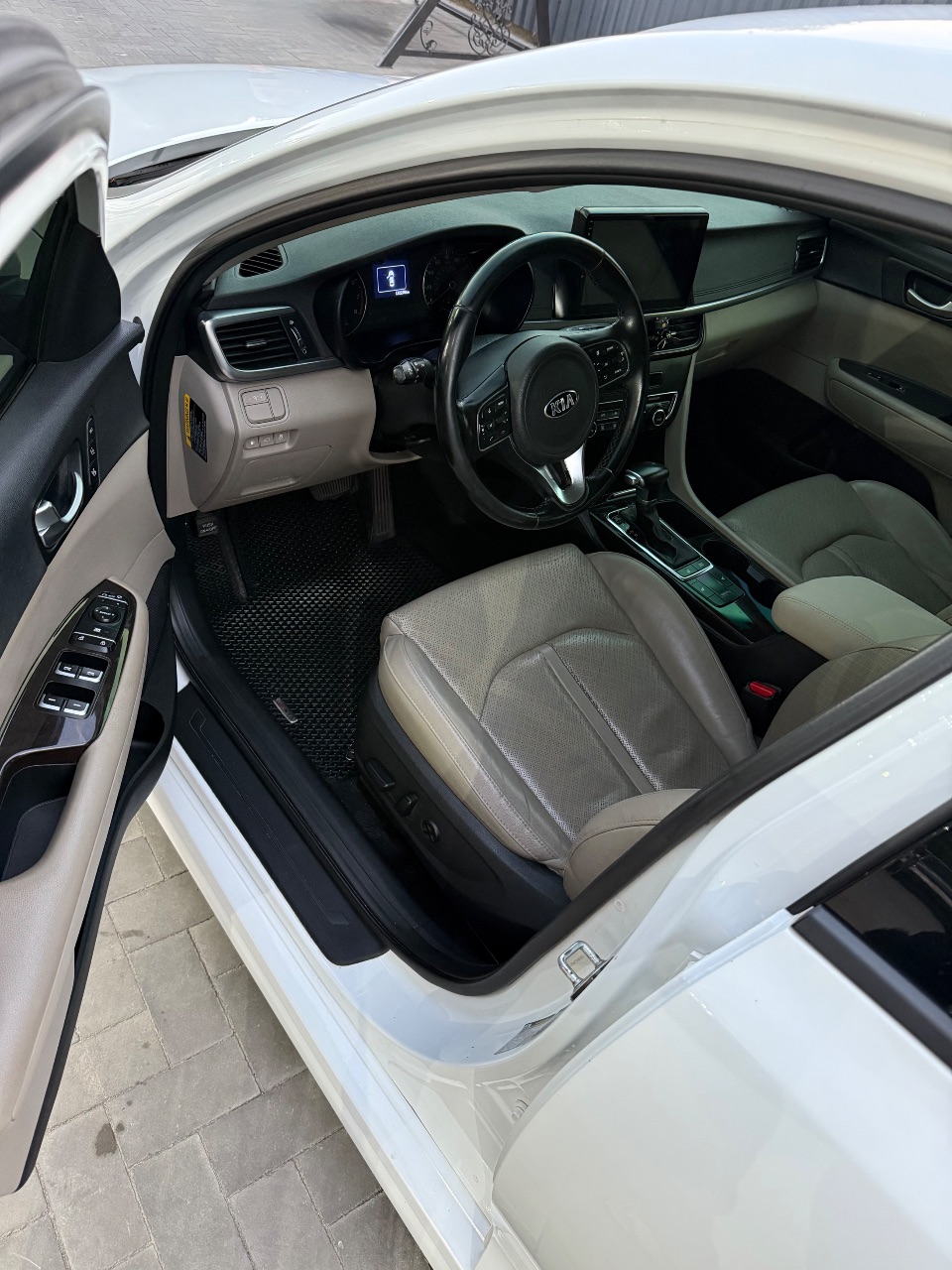 Kia Optima - фото 9