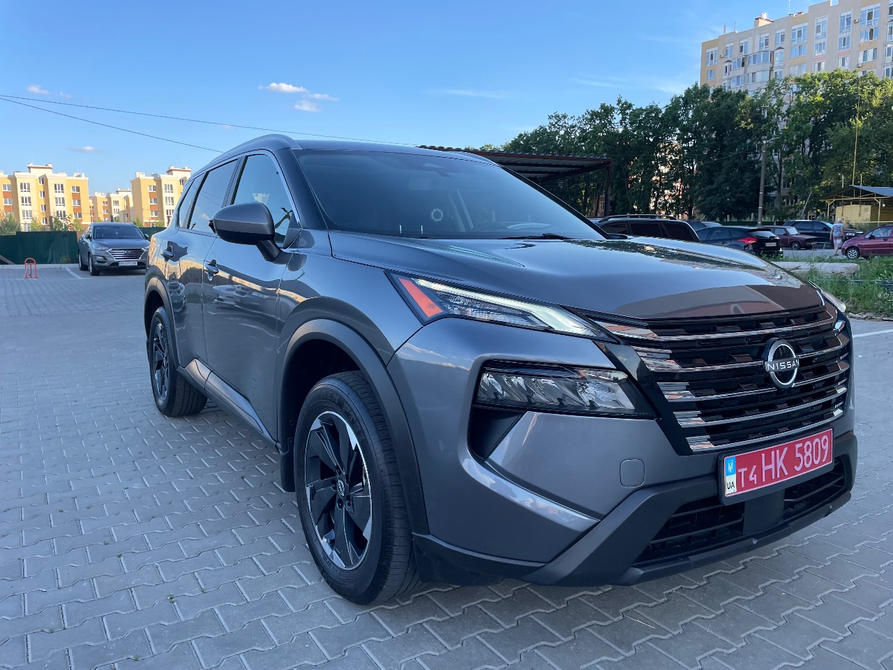 Nissan Rogue - фото 2