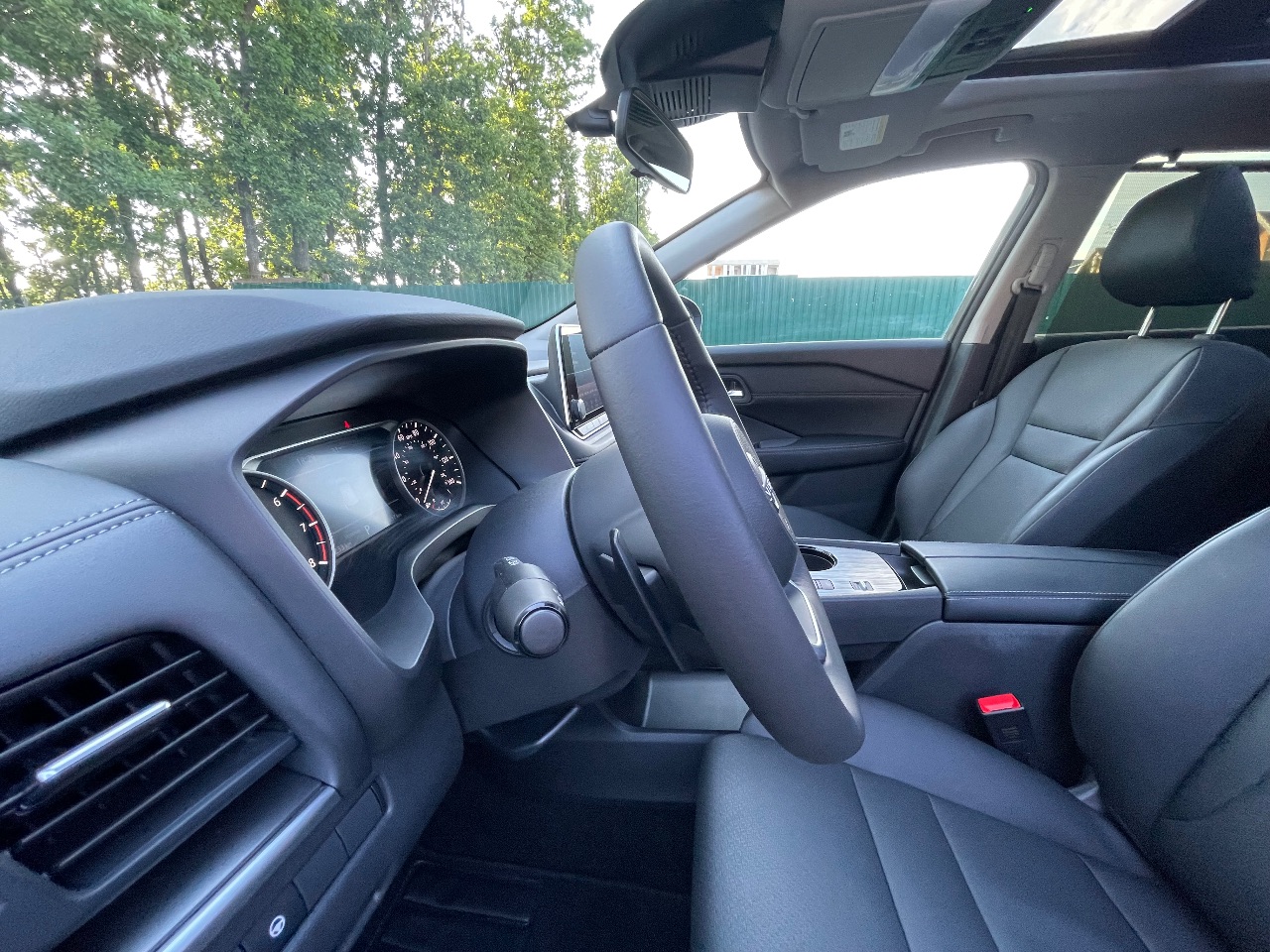 Nissan Rogue - фото 4