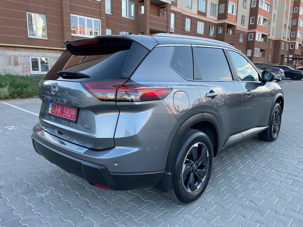 Nissan Rogue - фото 3