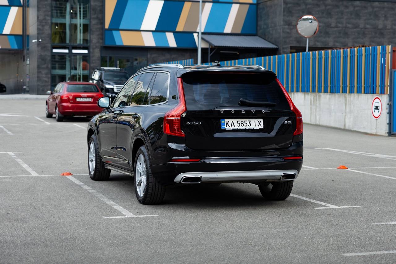 Volvo XC90 - фото 2