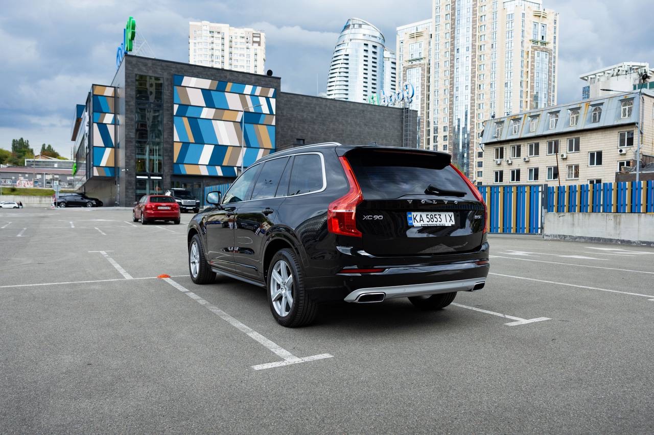 Volvo XC90 - фото 4