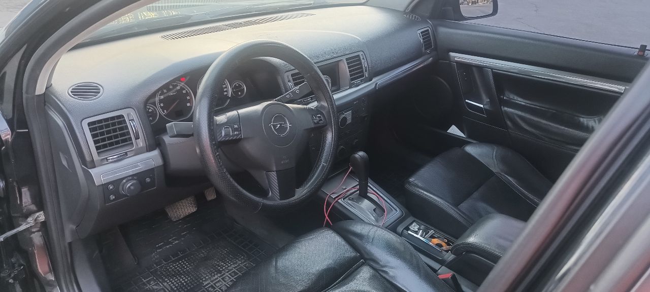 Opel Vectra - фото 6