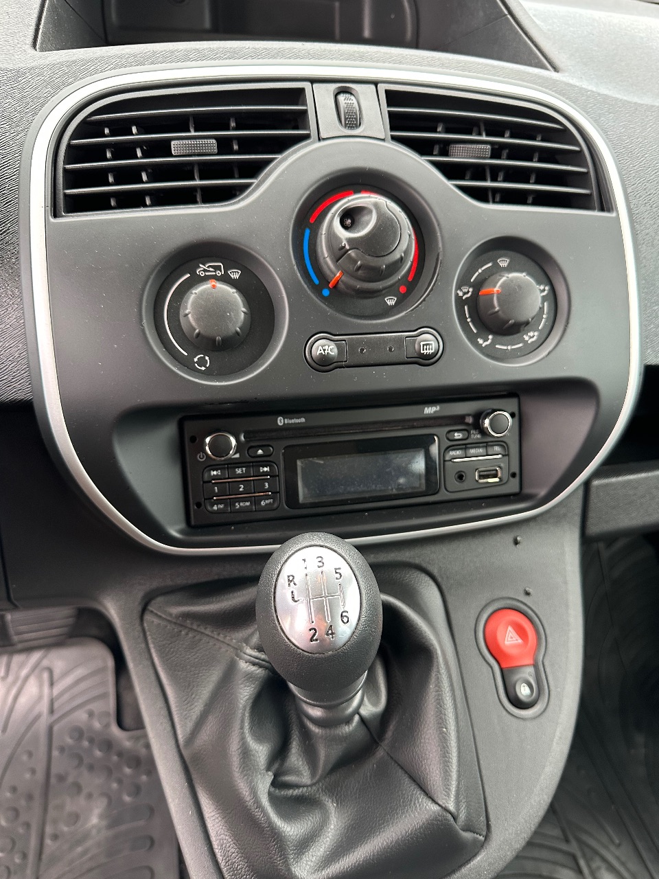 Renault Kangoo - фото 19