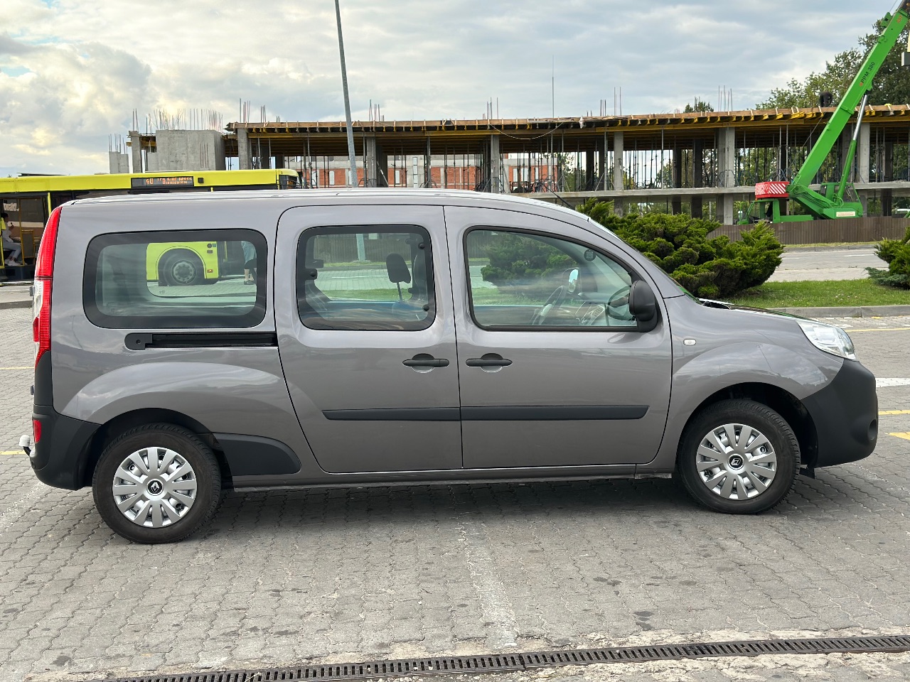 Renault Kangoo - фото 8
