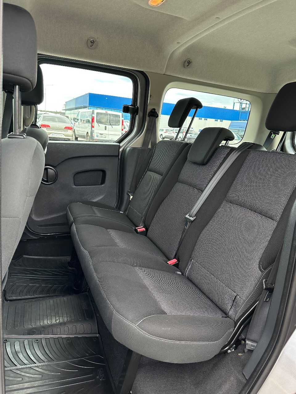 Renault Kangoo - фото 23