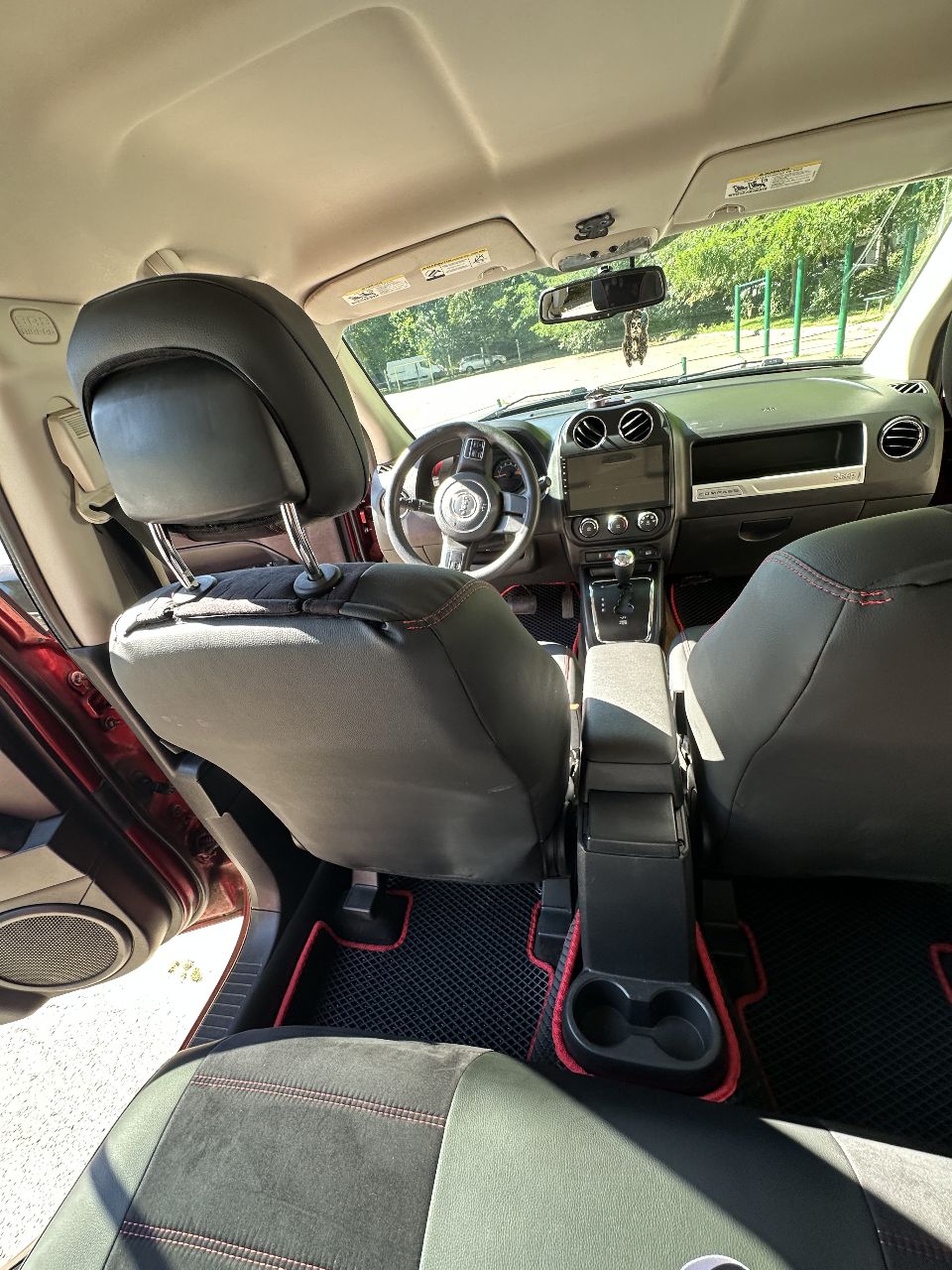 Jeep Compass - фото 9