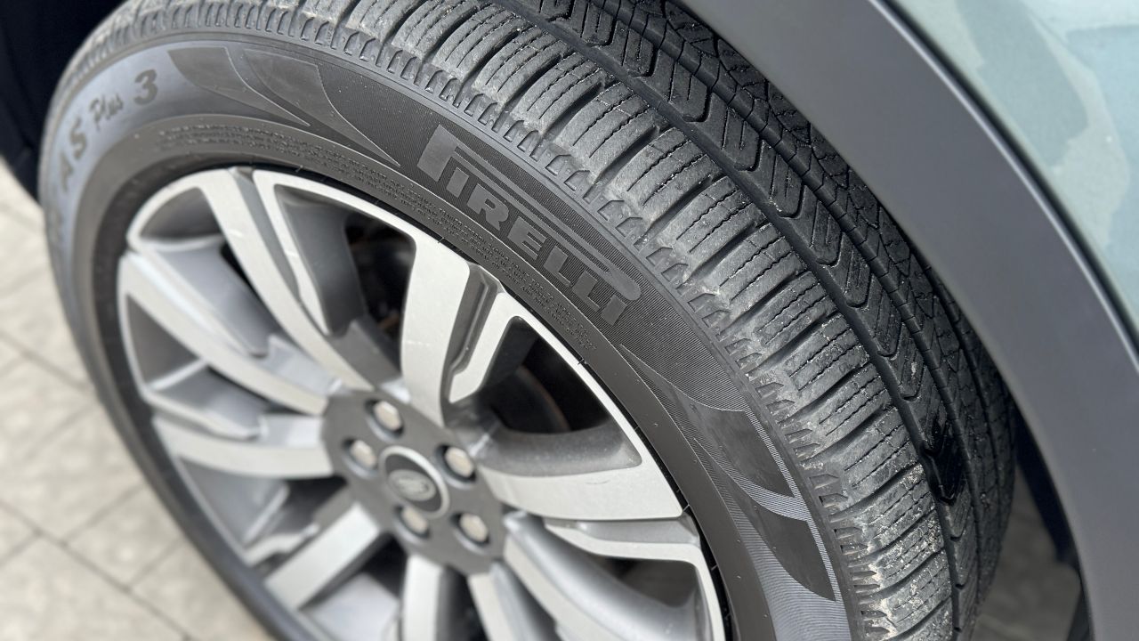 Land Rover Discovery Sport - фото 54