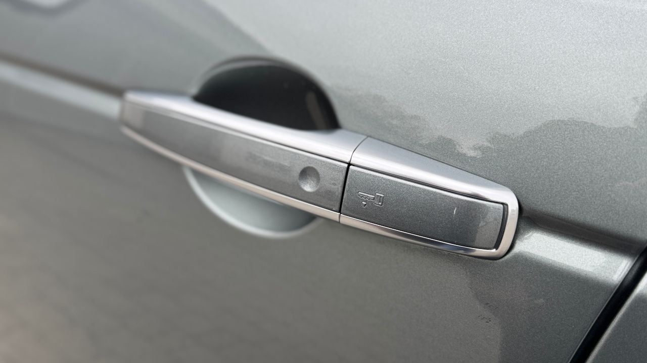 Land Rover Discovery Sport - фото 52