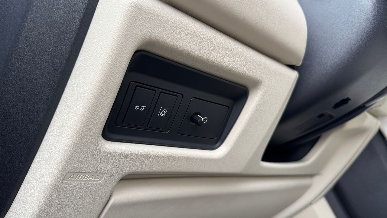 Land Rover Discovery Sport - фото 34