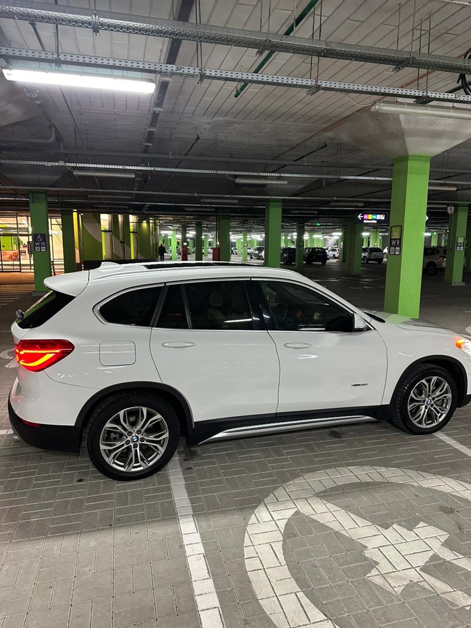BMW X1 - фото 8