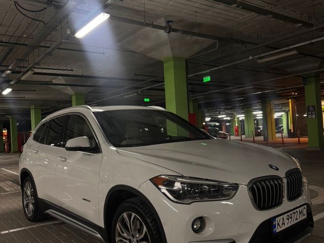 BMW X1 - фото 2