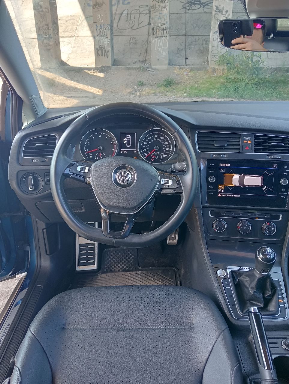 Volkswagen Golf - фото 10