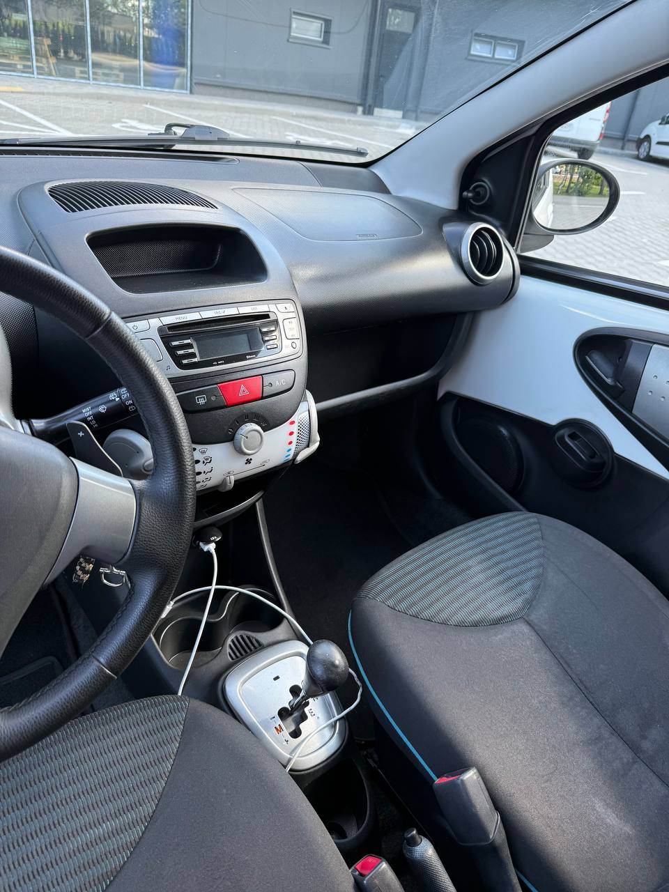 Peugeot 107 - фото 10