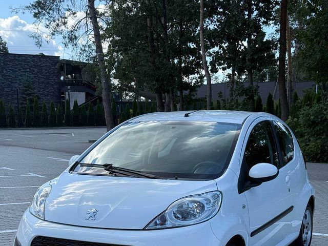Peugeot 107 - фото 1