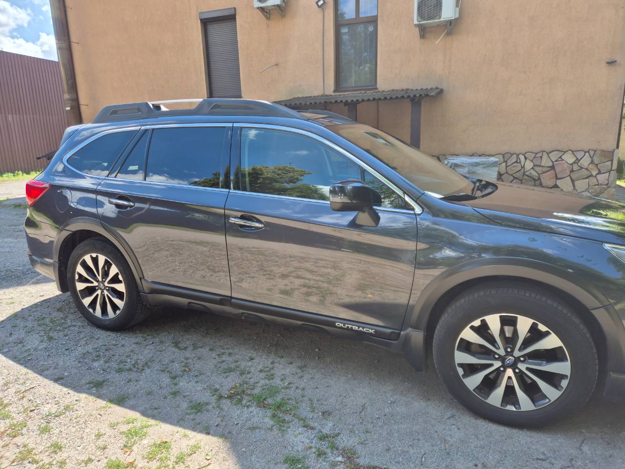 Subaru Outback - фото 3