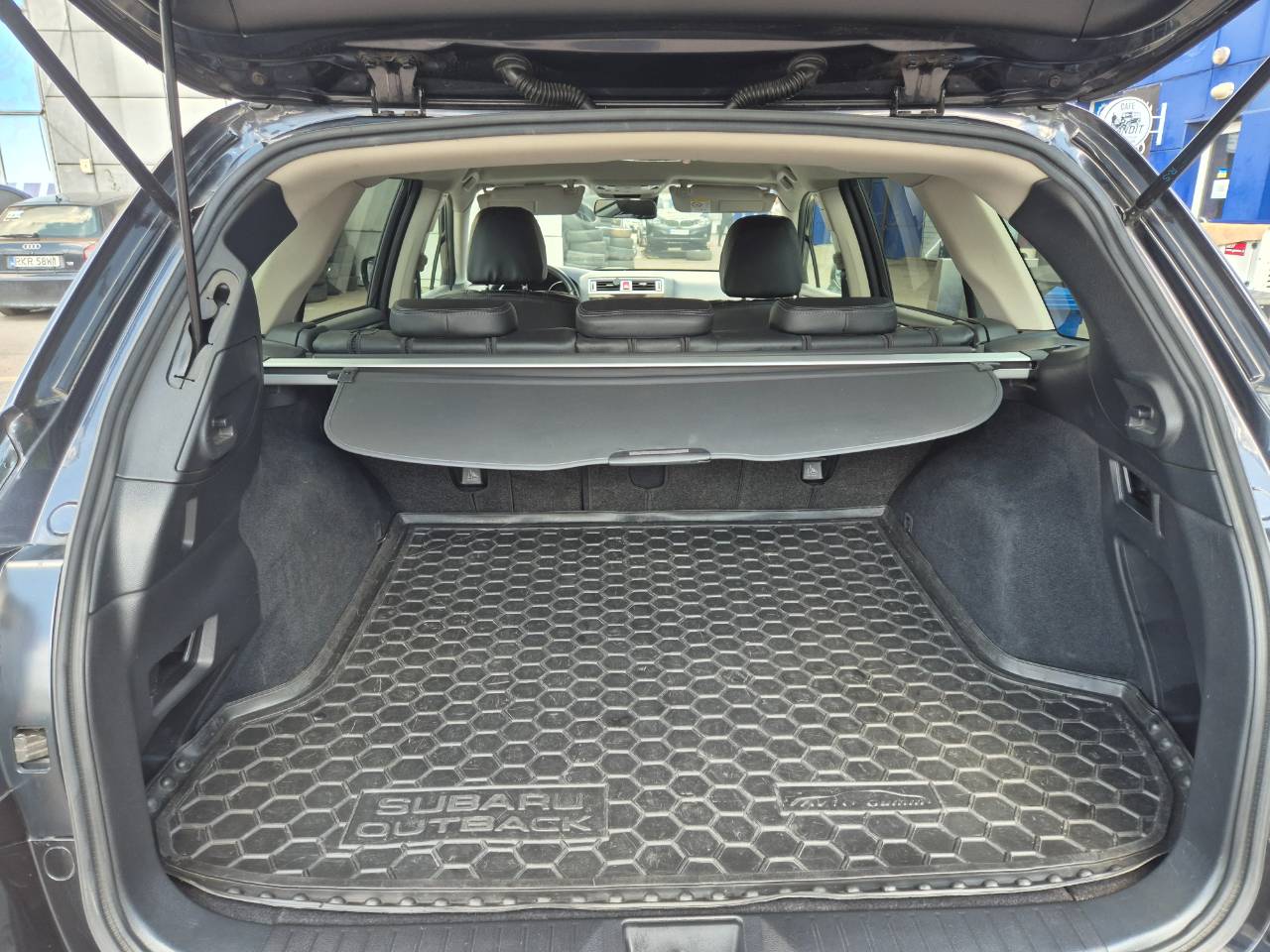 Subaru Outback - фото 11