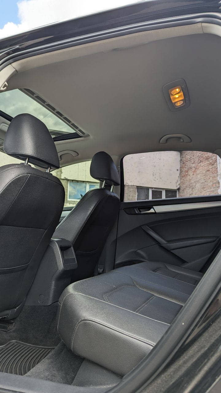 Volkswagen Passat (North America and China) - фото 15