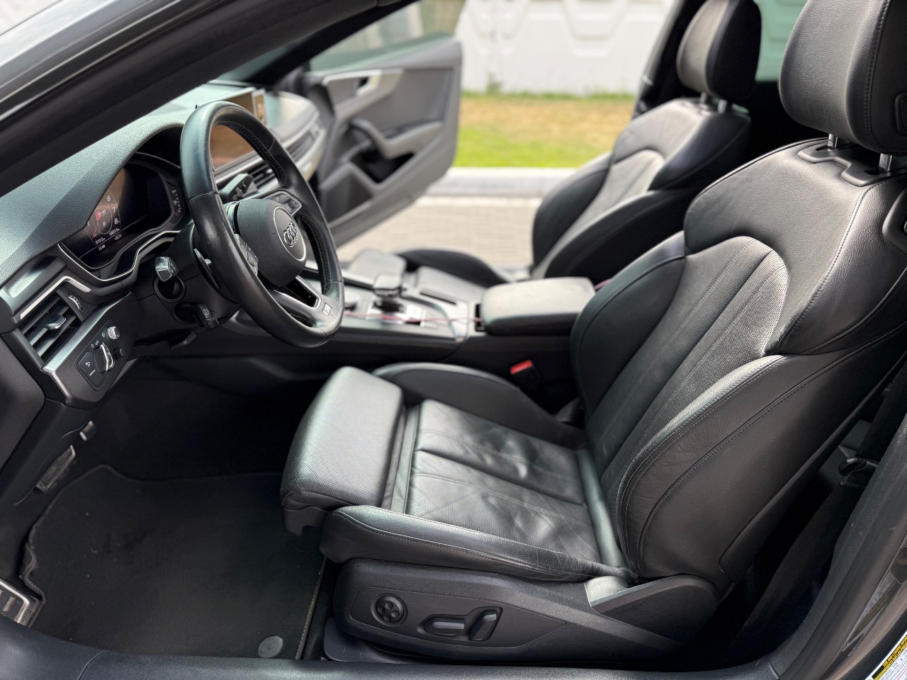 Audi S5 - фото 23